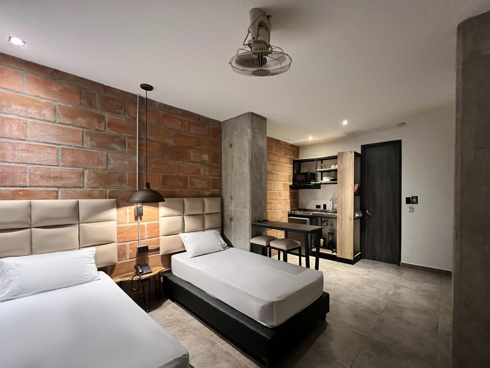 Apartahotel Medellin Exterior photo
