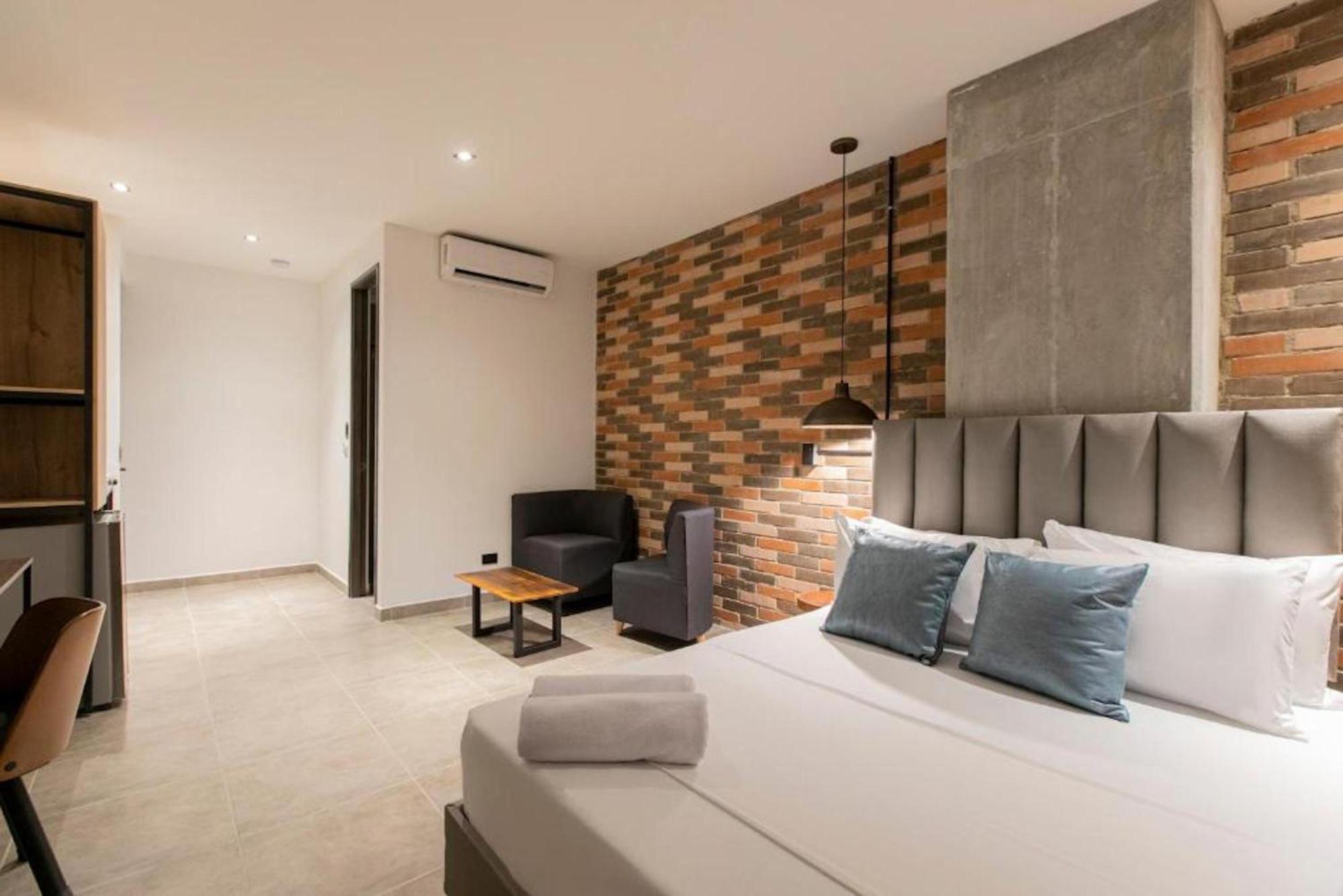 Apartahotel Medellin Exterior photo