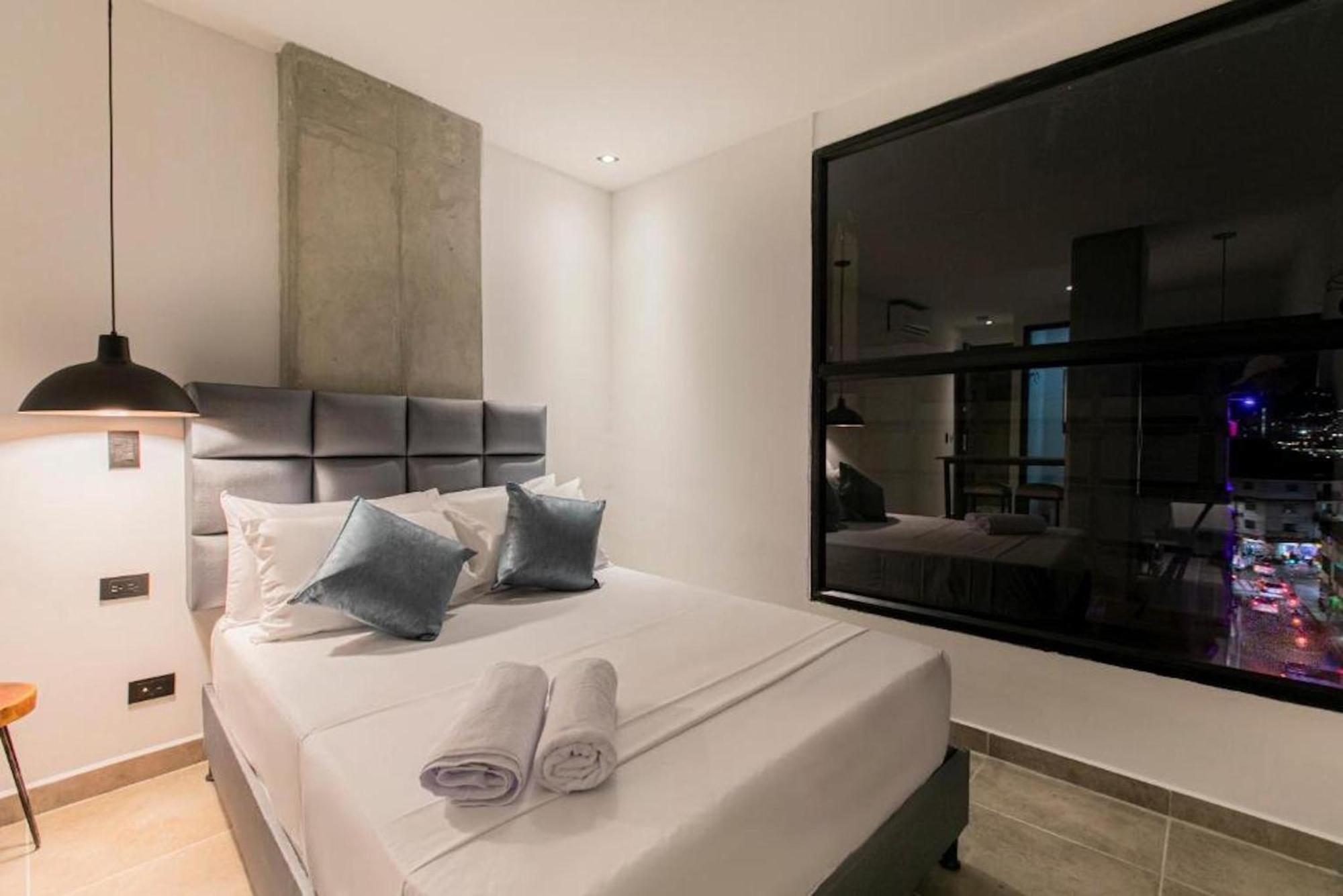 Apartahotel Medellin Exterior photo