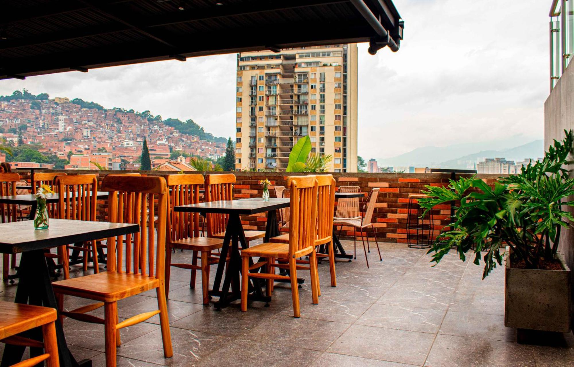 Apartahotel Medellin Exterior photo