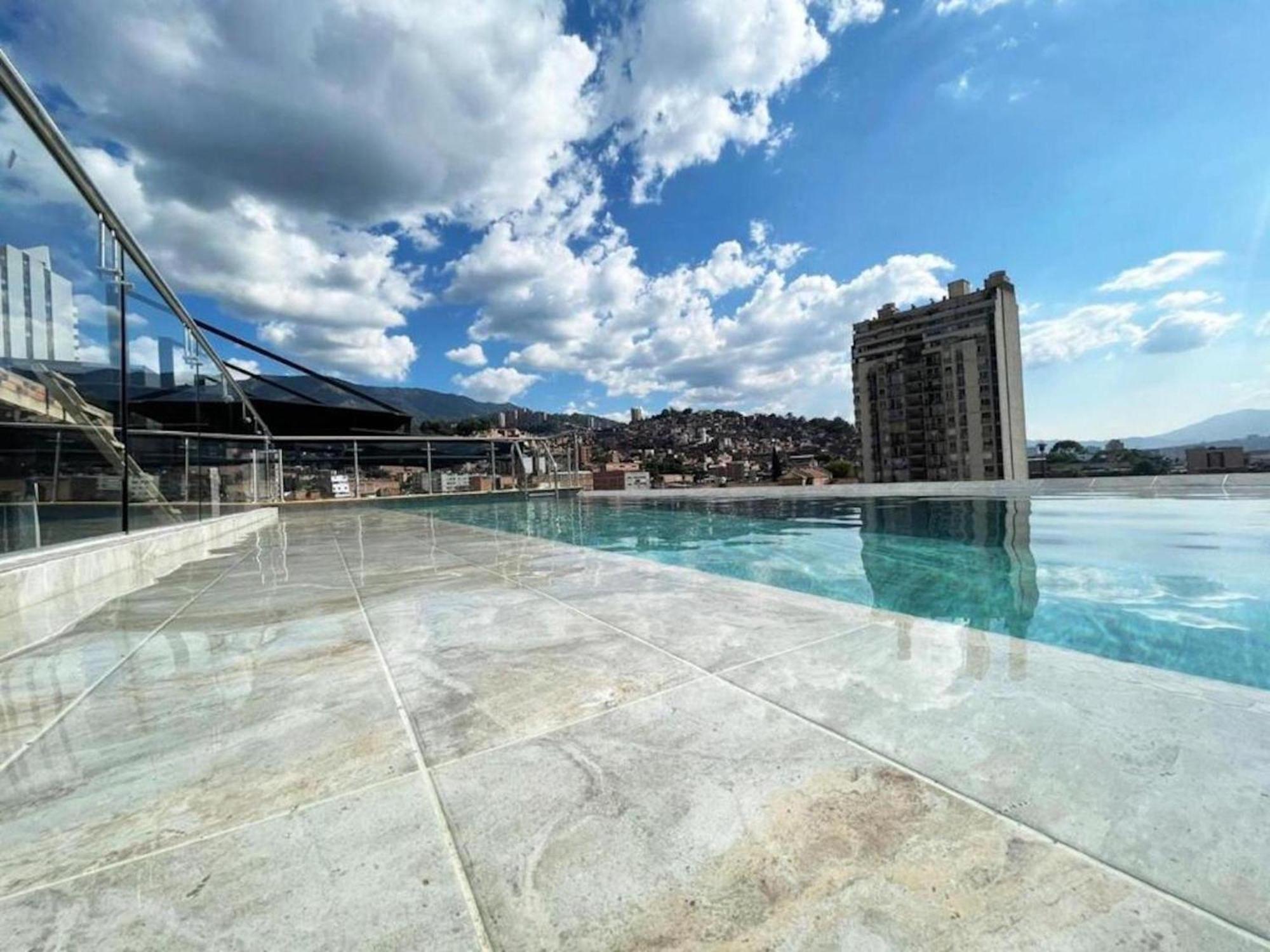 Apartahotel Medellin Exterior photo
